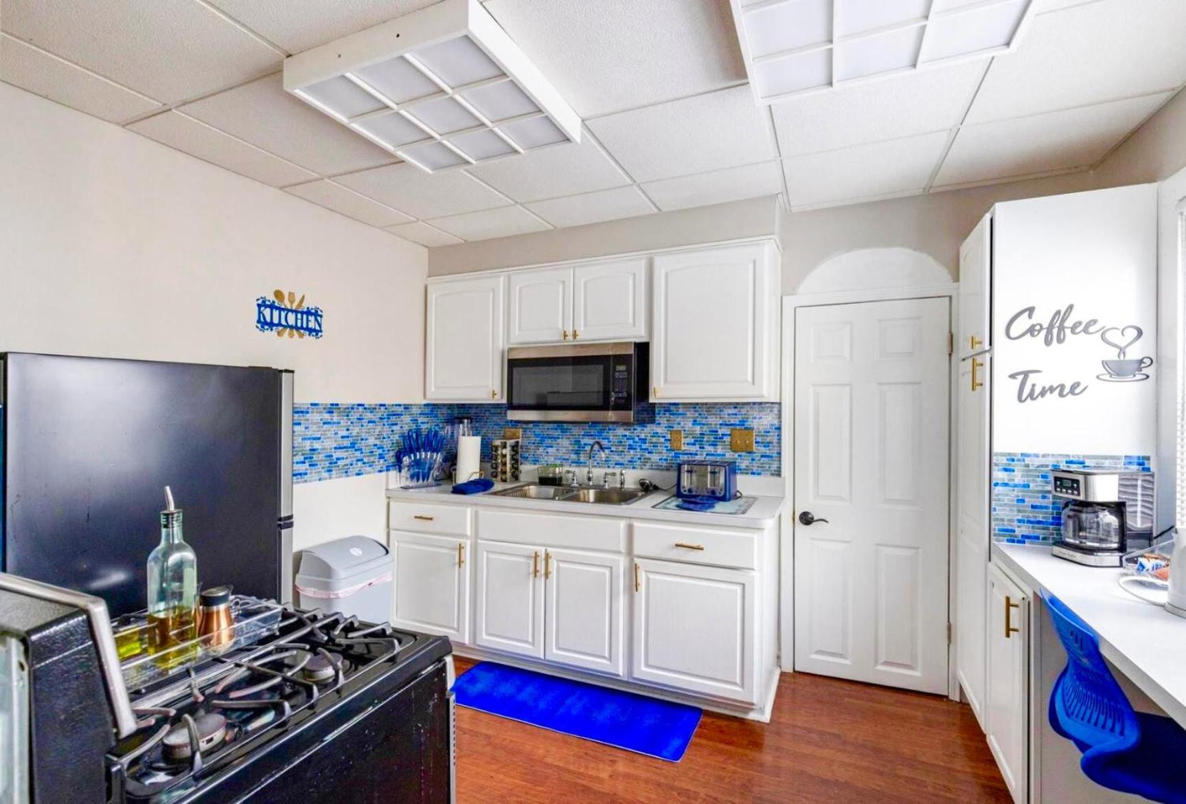 The Sapphire Haven - Your Old Brooklyn Oasis Awaits Families, Couples, Business Travelers Near Downtown With Parking, 300 Mb Wifi & Self Check-In Cleveland Kültér fotó