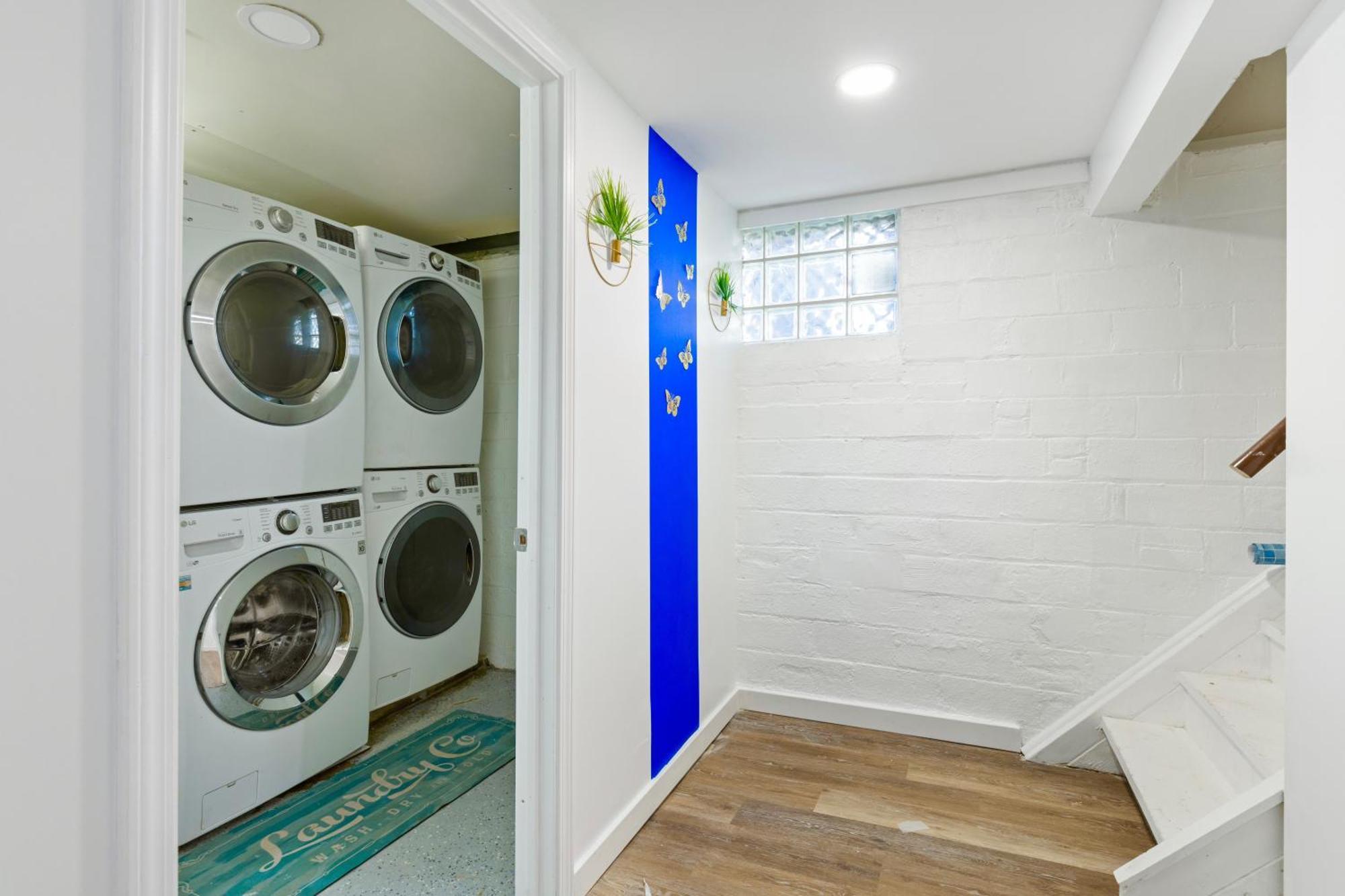 The Sapphire Haven - Your Old Brooklyn Oasis Awaits Families, Couples, Business Travelers Near Downtown With Parking, 300 Mb Wifi & Self Check-In Cleveland Kültér fotó