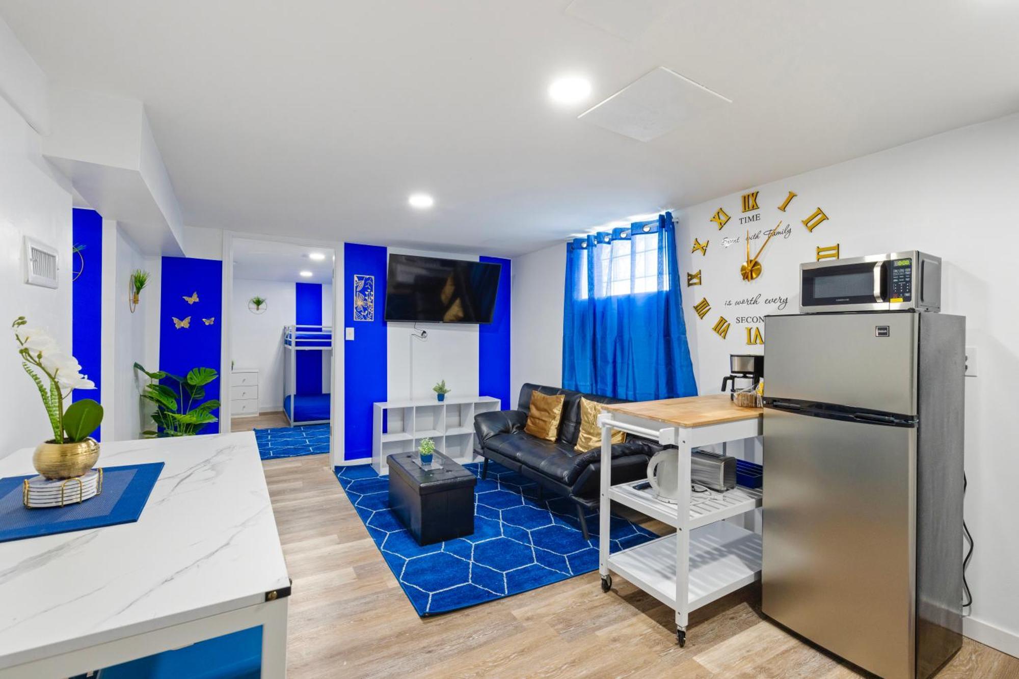 The Sapphire Haven - Your Old Brooklyn Oasis Awaits Families, Couples, Business Travelers Near Downtown With Parking, 300 Mb Wifi & Self Check-In Cleveland Kültér fotó